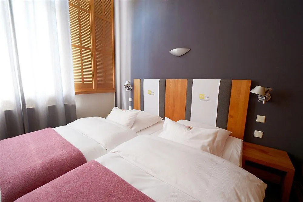 Yoho - The Young Hotel Hamburg