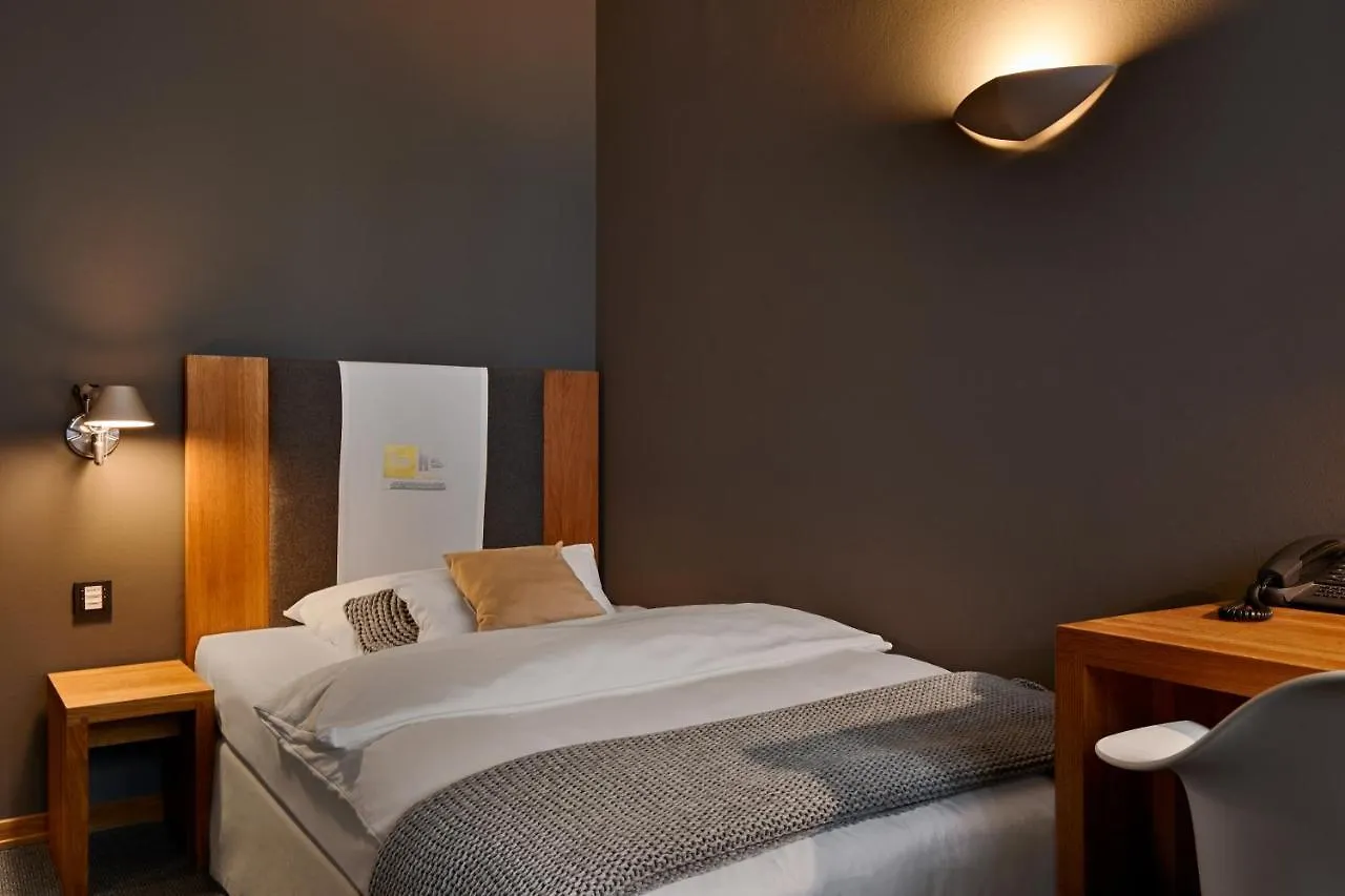 Yoho - The Young Hotel Гамбург 3*,  Германия