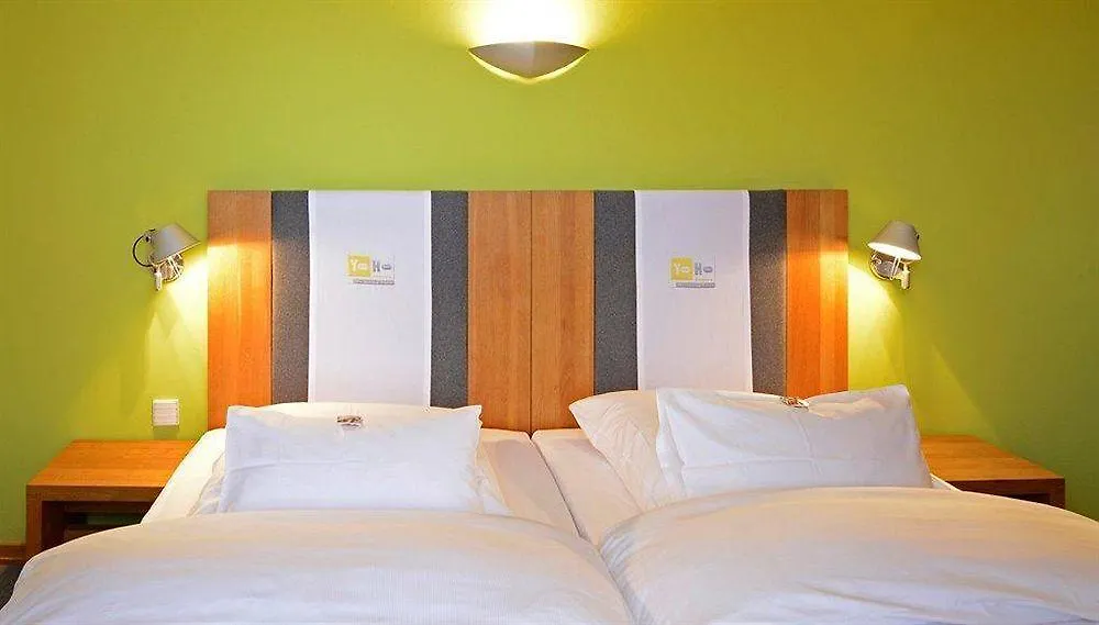 Yoho - The Young Hotel Гамбург